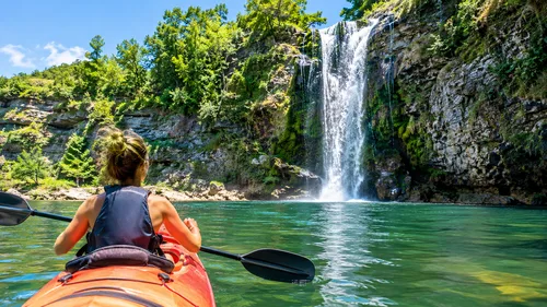 Paddle East Along the Bluffs